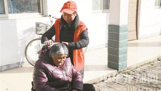 大王莊鄉(xiāng)敬老院開展“傳承雷鋒精神、弘揚(yáng)時(shí)代新風(fēng)”活動(dòng)